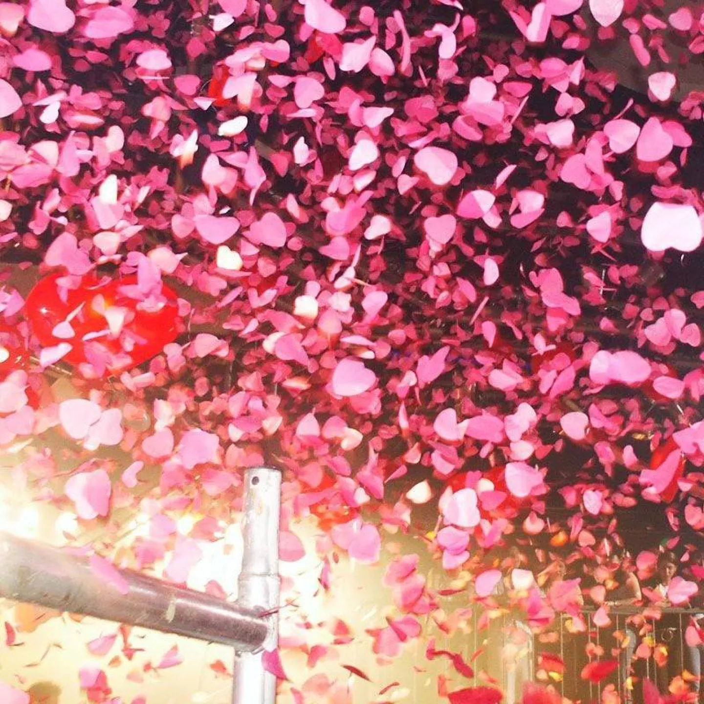 Roze confetti online kopen MagicFX.