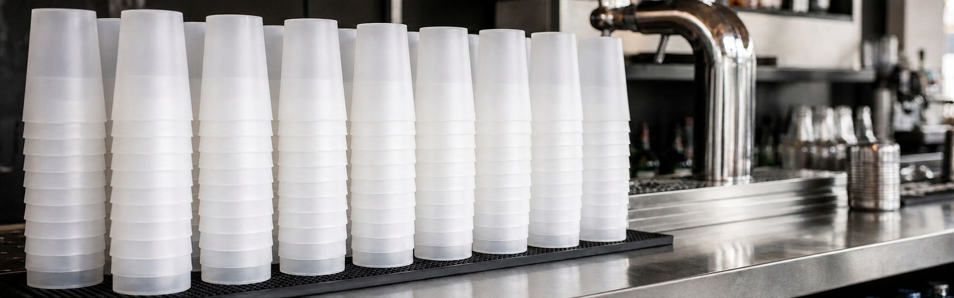 Bar met hardcups