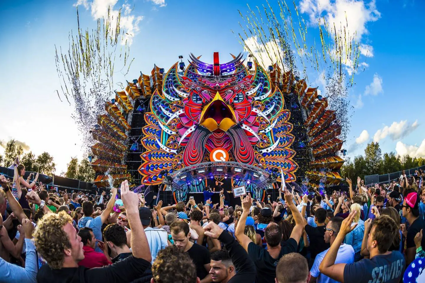 festival must haves kopen streamers.