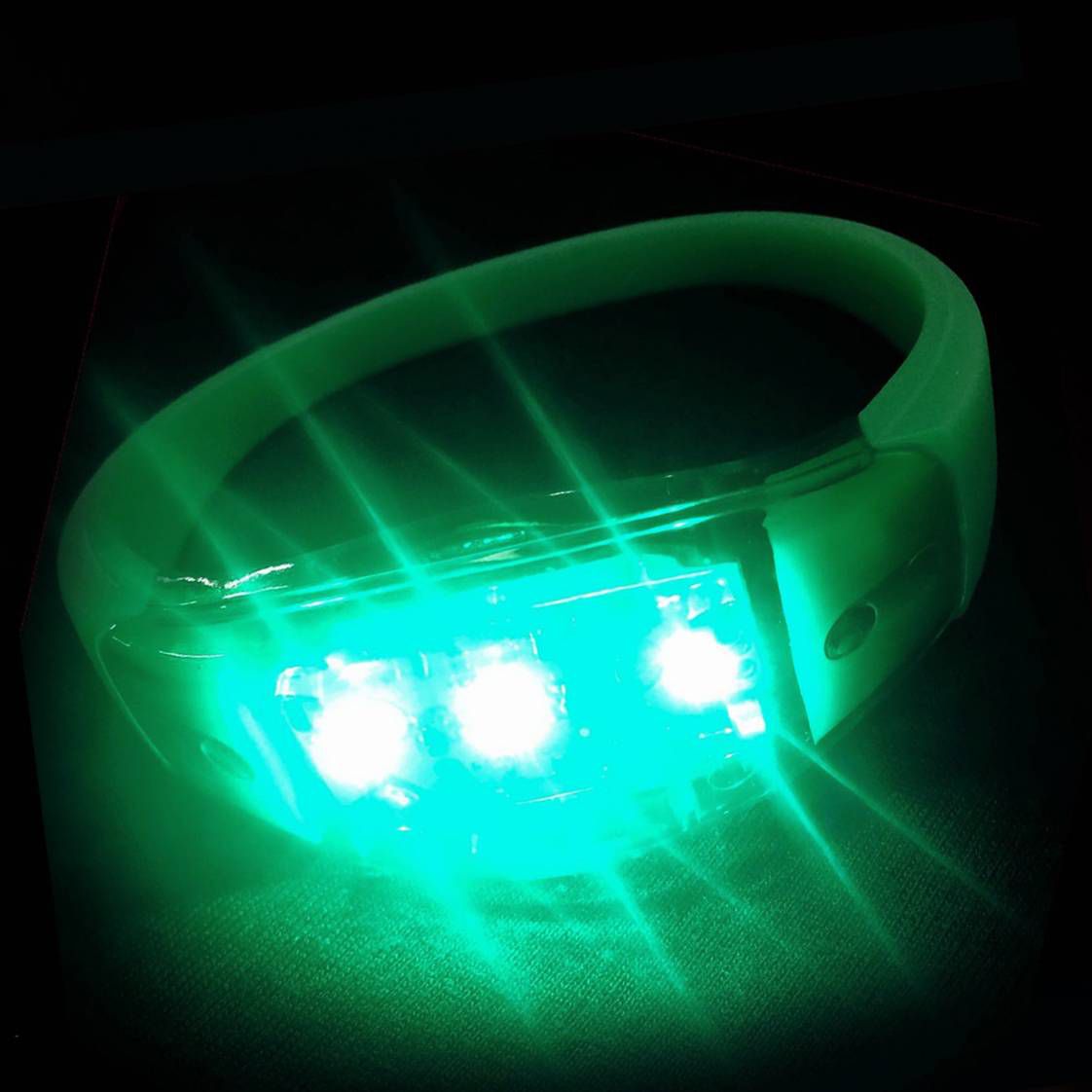 Sound activated LED armband bedrukken kopen