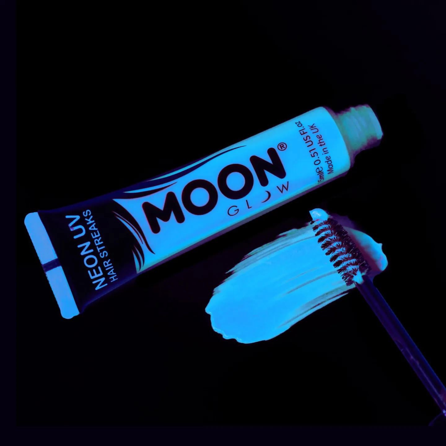 Blauwe UV lichtgevende haarmascara.