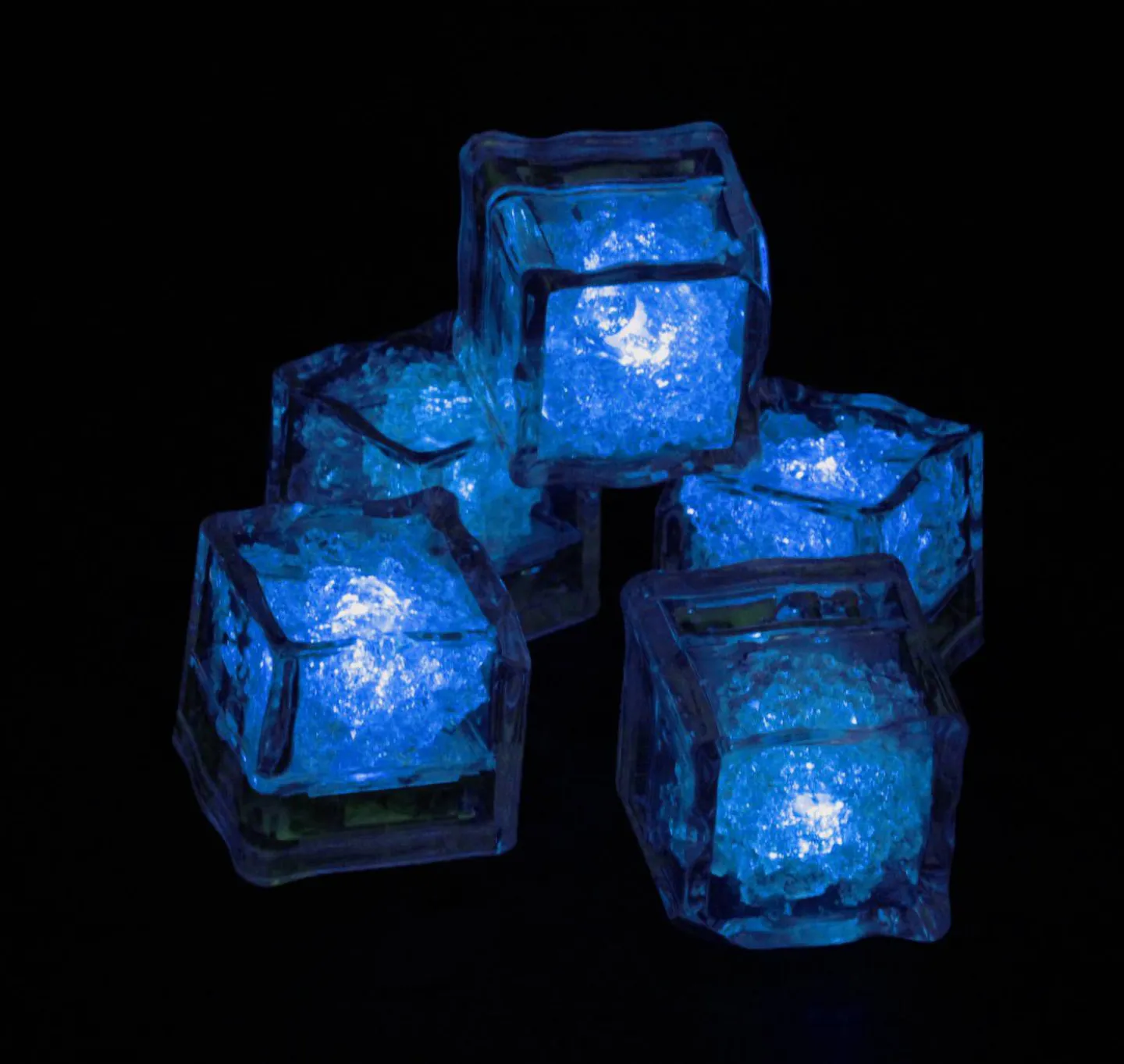 LED ijsblokjes blauw.