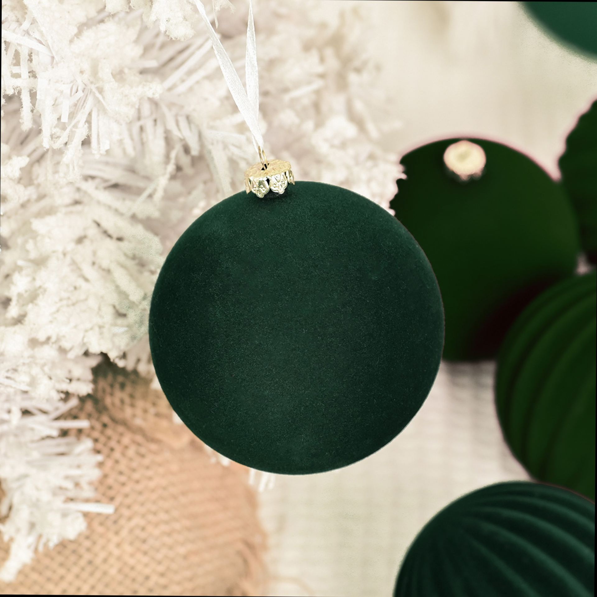 Velvet kerstballen 8cm donkergroen