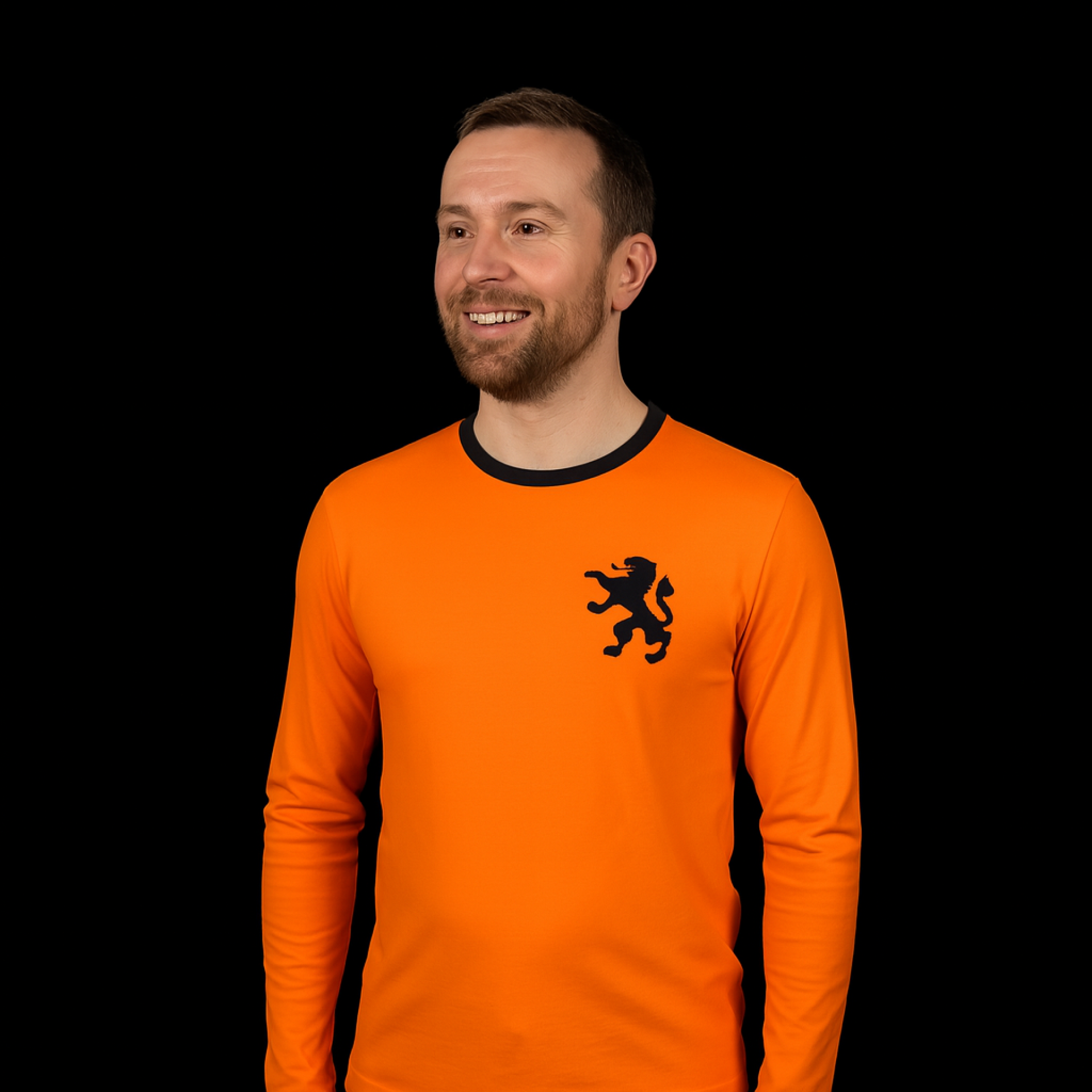 Oranje shirt leeuw voorbeeld