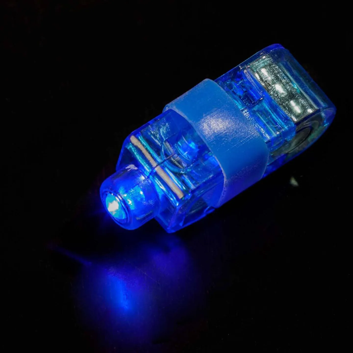 Led ringen blauw vingerlamp.