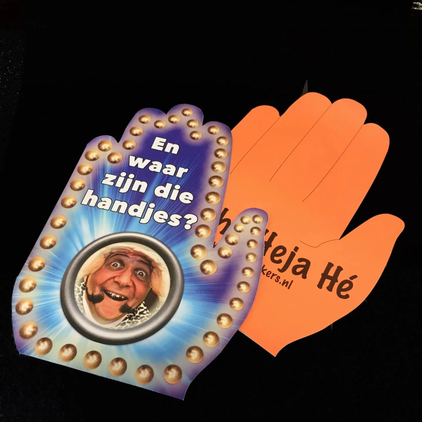 Bedrukte handen.